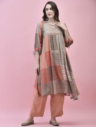 Women Liva Rayon Multicolor Stripe Print Kurta With Comfort Pant