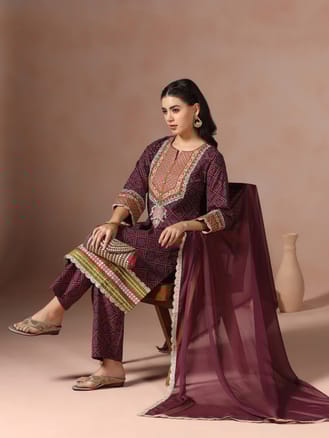 Women Chanderi Purple Bandhani Print embroidered Kurta Comfort Pant Dupatta